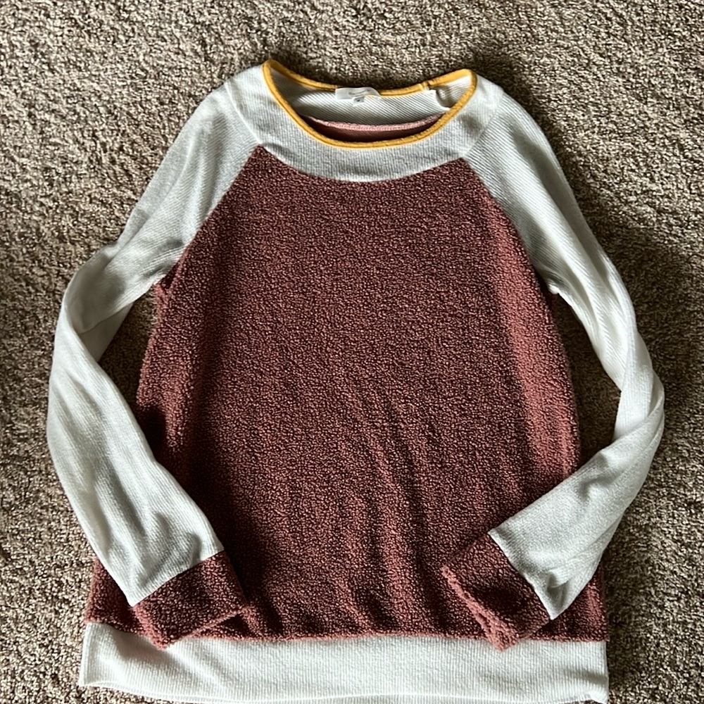 Hailey & Co women’s long sleeve Medium M thermal fuzzy/teddy bear material